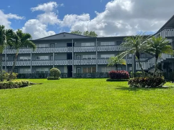 152 Suffolk D, Boca Raton, FL 33434