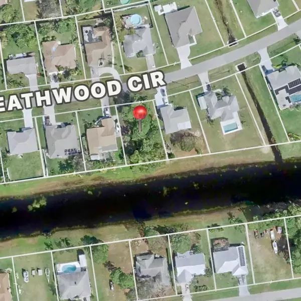 2279 SE Heathwood CIR, Port Saint Lucie, FL 34952