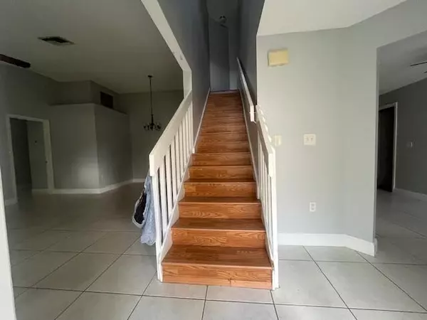 Wellington, FL 33414,690 Via Toscana