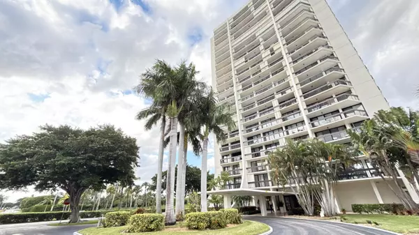 2000 Presidential WAY 204, West Palm Beach, FL 33401