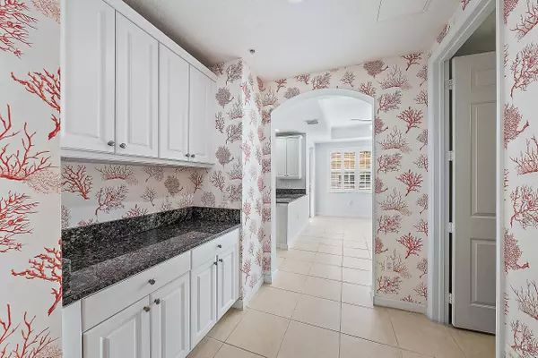 Palm Beach Gardens, FL 33410,2458 San Pietro CIR