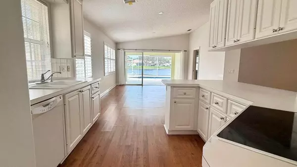 West Palm Beach, FL 33411,2243 Blue Springs RD