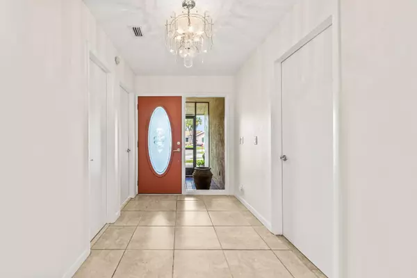 Wellington, FL 33414,12518 Teakwood CT