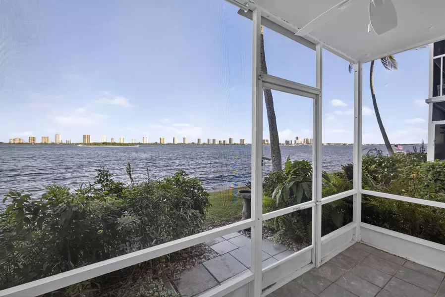 100 Doolen CT 102, North Palm Beach, FL 33408