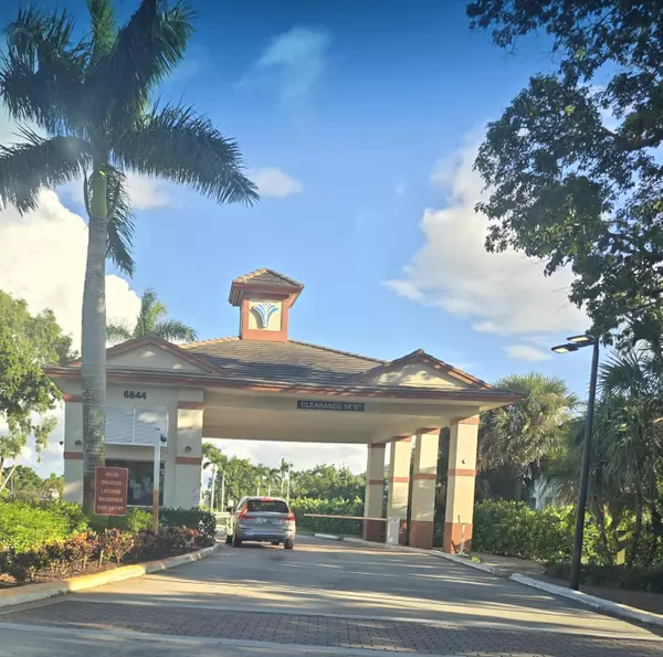 4266 Deste CT 303, Lake Worth, FL 33467