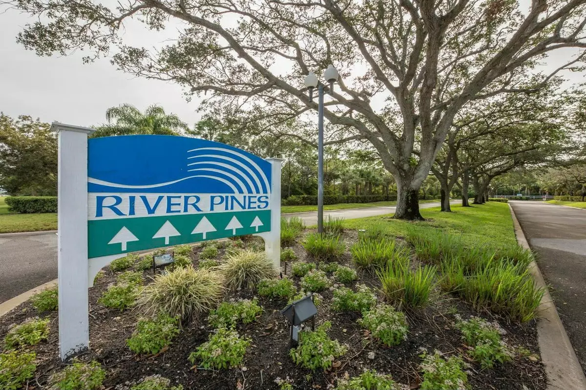 Stuart, FL 34997,5996 SE Riverboat DR 539