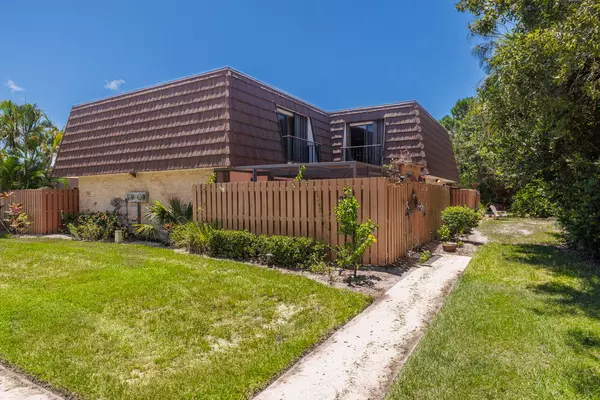Stuart, FL 34997,5996 SE Riverboat DR 539