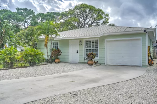 Fort Pierce, FL 34982,3419 W Lake DR