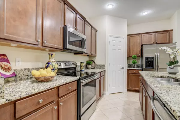 10366 Wellington Parc DR, Wellington, FL 33449