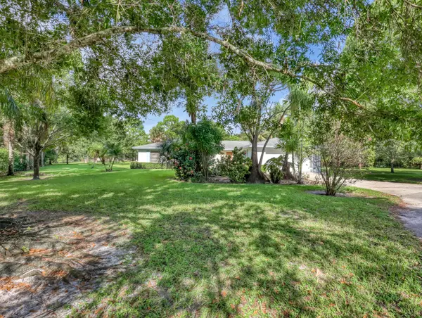 Haverhill, FL 33415,853 Palo Verde CT