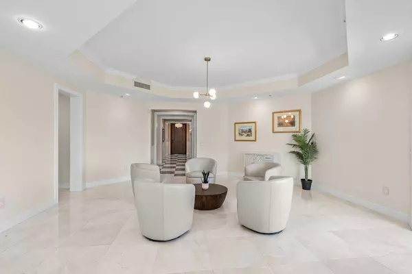 Jupiter, FL 33477,3000 S Highway A1a 302