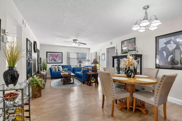 Lake Worth, FL 33467,7642 Tahiti LN 101