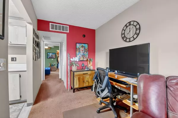 Palm Springs, FL 33461,600 Village Green CT 322