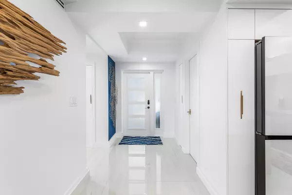 Delray Beach, FL 33483,931 Palm TRL 4