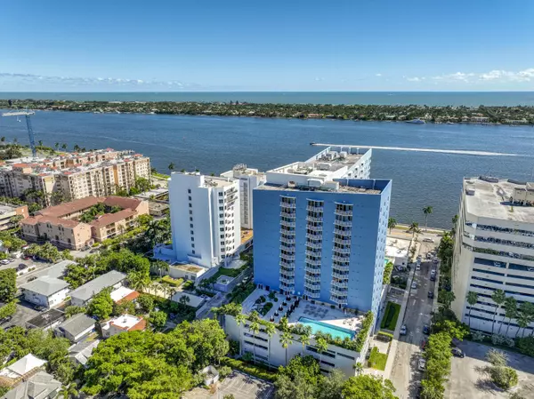 West Palm Beach, FL 33401,1551 N Flagler DR Uph 8