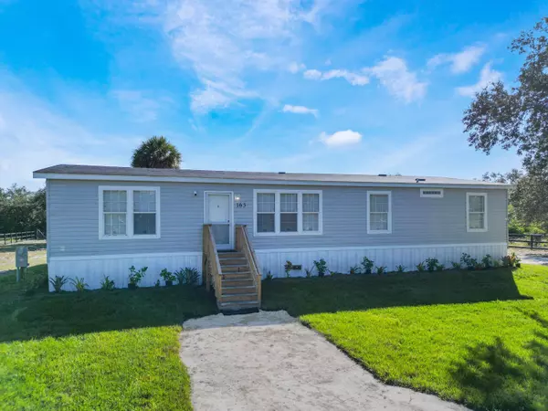 Clewiston, FL 33440,165 S Zambria ST