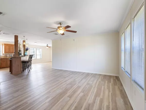 Clewiston, FL 33440,165 S Zambria ST