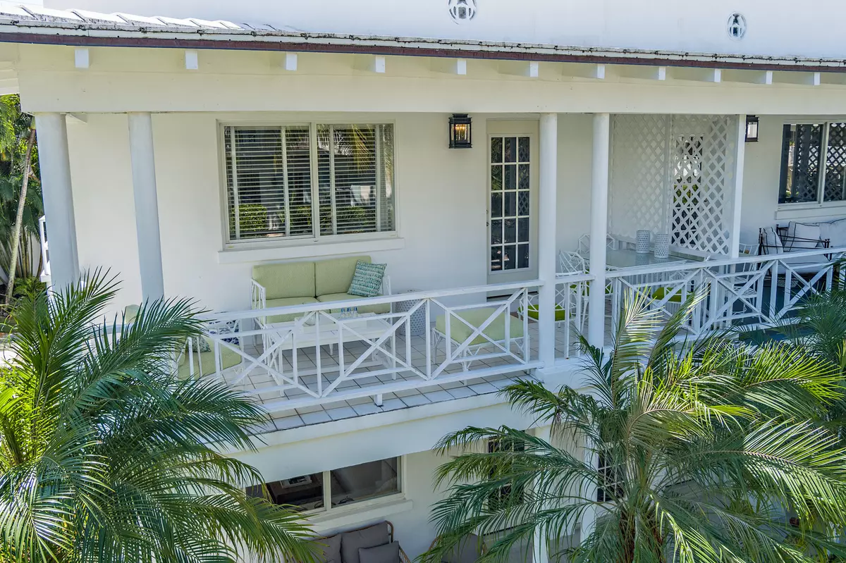 Palm Beach, FL 33480,220 Atlantic AVE 2