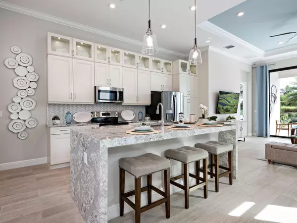 Westlake, FL 33470,4980 Saint Armands WAY