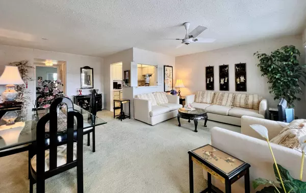 79 E Kent, West Palm Beach, FL 33417