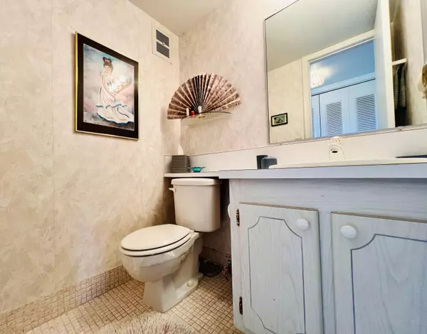 West Palm Beach, FL 33417,79 E Kent