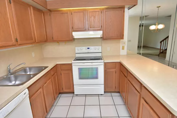 Stuart, FL 34997,5806 SE Windsong LN 217