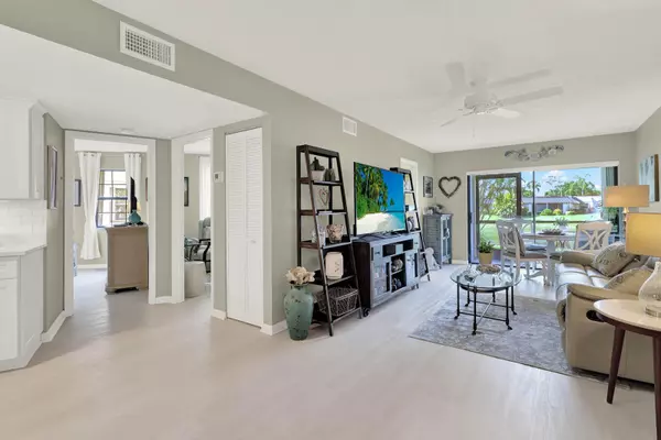 Jensen Beach, FL 34957,2069 NE Collins CIR 7-50