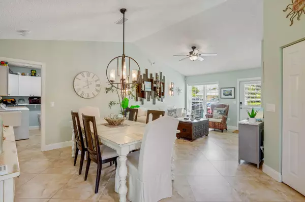 Boynton Beach, FL 33472,9201 Carma DR