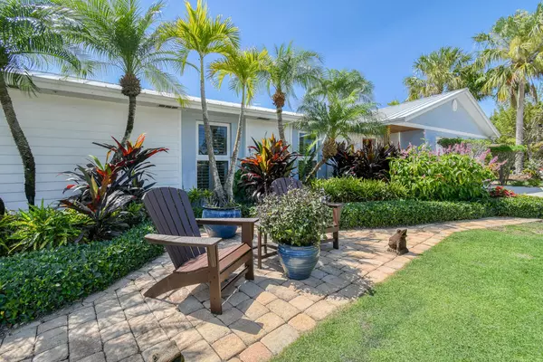 Tequesta, FL 33469
