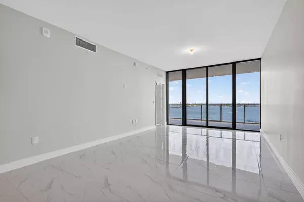 Miami, FL 33137,701 NE 23rd ST 2006