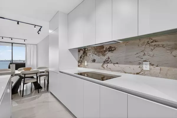 Miami, FL 33137,700 NE 23rd ST 2006