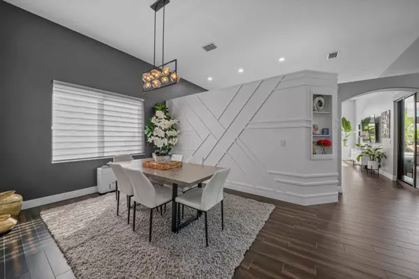 Lake Worth, FL 33463,6374 Old Medinah CIR