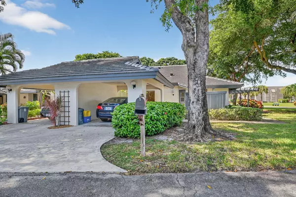 Boynton Beach, FL 33437,10101 Ashwood PL