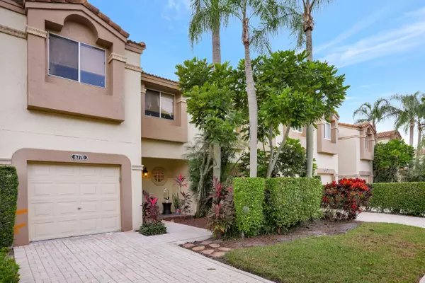 6770 Via Regina, Boca Raton, FL 33433