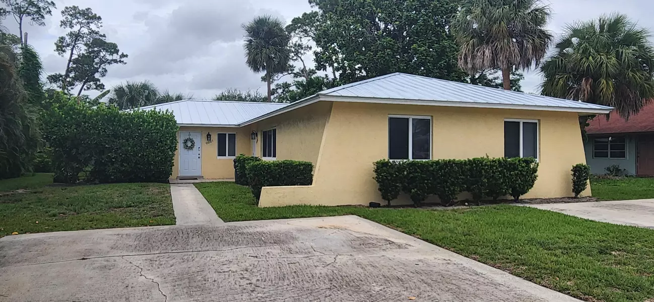 9077 W Highland Pines BLVD, Palm Beach Gardens, FL 33418
