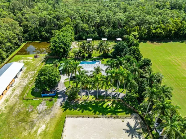 Loxahatchee Groves, FL 33470,1068 D RD
