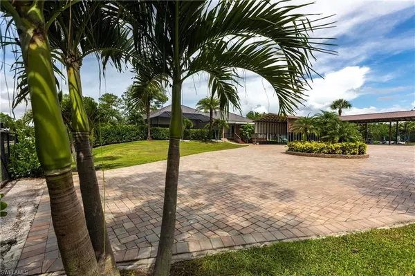 Naples, FL 34120,3223 NE 4th AVE