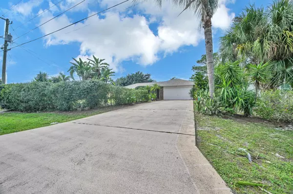 Port Saint Lucie, FL 34953,1170 SW Edinburgh DR