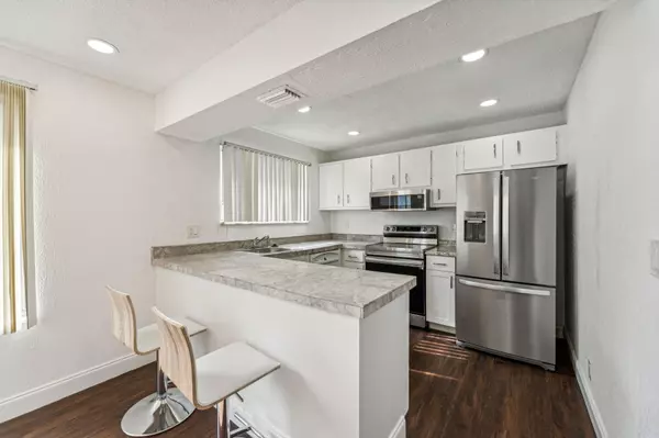 West Palm Beach, FL 33415,5312 Bosque Lane LN 80