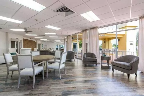 Boynton Beach, FL 33436,8888 Kings DR 204