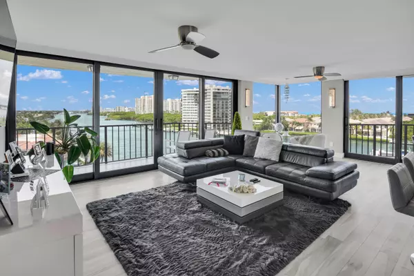 Boca Raton, FL 33487,899 Jeffery ST 714