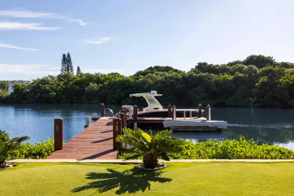 Lantana, FL 33462,310 N Atlantic DR