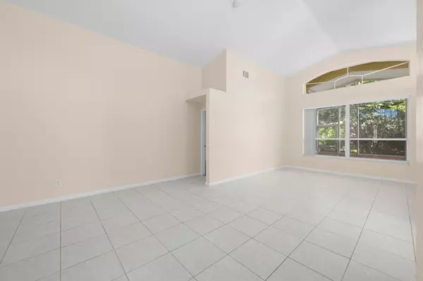 Stuart, FL 34997,6980 SE Twin Oaks CIR