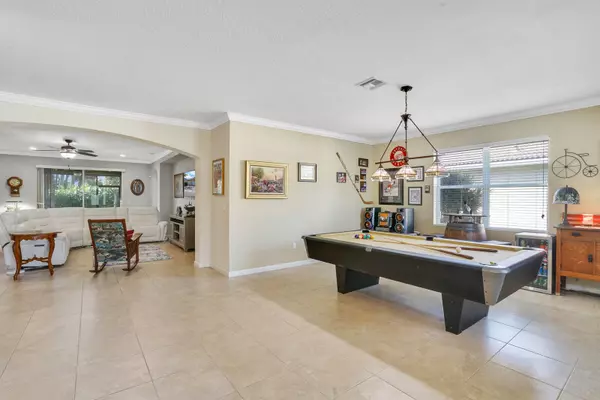 West Palm Beach, FL 33411,9328 Silent Oak CIR