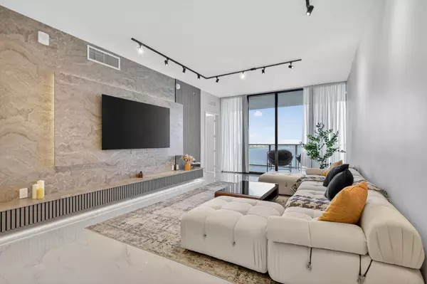 700 NE 23rd ST 3206, Miami, FL 33137