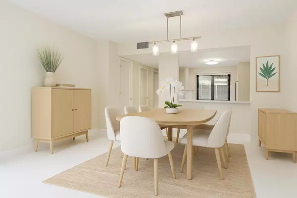 Delray Beach, FL 33446,7270 Ashford PL 208