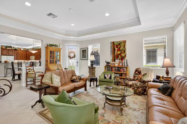 Port Saint Lucie, FL 34986,7328 Sea Pines CT