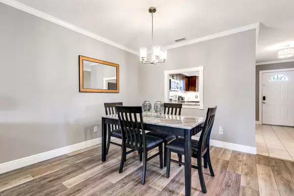 Lake Worth Beach, FL 33460,412 S Palmway 6