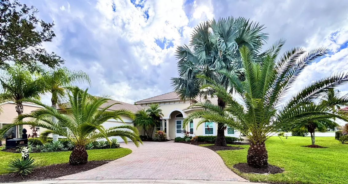372 SW Quiet Woods, Port Saint Lucie, FL 34953
