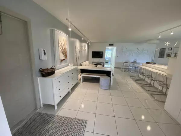 14364 Canalview DR B, Delray Beach, FL 33484